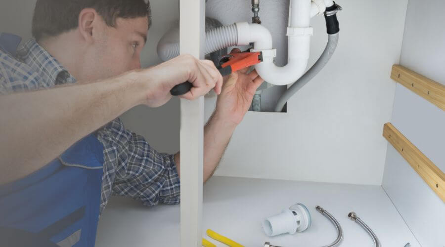 Professional expert plumbing services in Slater, IA
